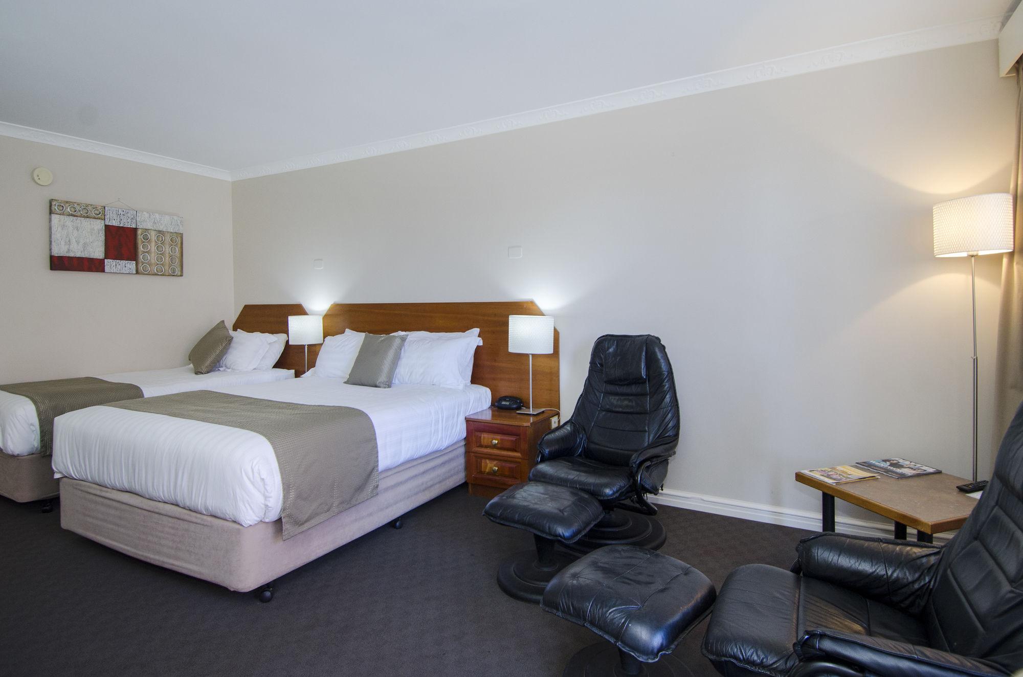 Quality Inn Railway Motel Kalgoorlie Exterior photo